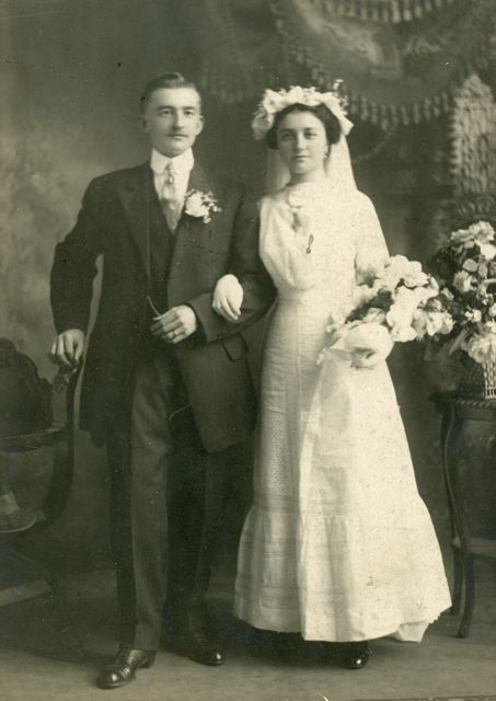 Josef and Elsabetha Gartz—Wedding day October 13, 1911