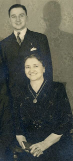 Ebner and his Mom, Lisi Gartz, 1/16/1943